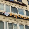 Отель Egg House Namisum Nami Island Guesthouse Отель Egg House Namisum Nami Island Guesthouse в Деокхеоне
