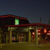 Отель Quality Inn and Suites Отель Quality Inn and Suites в Саскатуне