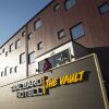 Отель Svalbard Hotell - The Vault Отель Svalbard Hotell - The Vault в Лонгиире