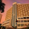 Отель Onward Beach Resort Отель Onward Beach Resort в Тамунинге