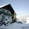 Отель Rooms & Apartments Jana Отель Rooms & Apartments Jana в Церклье-на-Гореньскеме