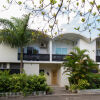 Отель Court Manor at Montego Bay Club Отель Court Manor at Montego Bay Club в Монтего-Бее