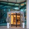 Отель DoubleTree by Hilton Hotel Yerevan City Centre Отель DoubleTree by Hilton Hotel Yerevan City Centre в Ереване