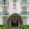 Отель Sandcastles Jamaica Beach Resort Отель Sandcastles Jamaica Beach Resort в Очо Риосе