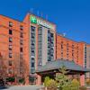 Отель Holiday Inn Windsor - Ambassador Bridge Отель Holiday Inn Windsor - Ambassador Bridge в Виндзоре