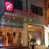 Отель Corniche Hotel & Suites Отель Corniche Hotel & Suites в Салмийя