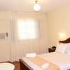 Отель La Siesta Hotel Отель La Siesta Hotel в Санта-Крусе