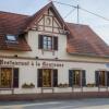 Отель Hôtel Restaurant La Couronne Отель Hôtel Restaurant La Couronne в Швейуз-Сюр-Модере