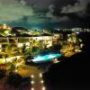 Отель Hodges Bay Resort And Spa Отель Hodges Bay Resort And Spa в Английском Харборе