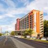 Отель Bayview Отель Bayview в Тамунинге