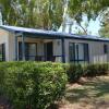 Отель Mackay Blacks Beach Holiday Park Отель Mackay Blacks Beach Holiday Park в Блэкс-Биче
