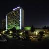 Отель Parsian Esteghlal International Hotel (West Wing) Отель Parsian Esteghlal International Hotel (West Wing) в Тегеране