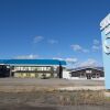 Отель SKKY Hotel Отель SKKY Hotel в Уайтхорсе