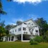 Отель La Modestie Guest House Отель La Modestie Guest House на Острове Праслине