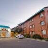 Отель Ibis Mendoza Отель Ibis Mendoza в Гуаймаллене