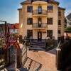 Отель Golden House (Золотой дом) Отель Golden House (Золотой дом) в Сочи