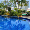 https://cdn.ostrovok.ru/t/100x100/hotel_review/60/cf/60cf00a6ac97f9d8bf29ada36d98db1da96520e7.JPEG