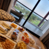 https://cdn.ostrovok.ru/t/100x100/hotel_review/80/e3/80e3b48d7fdd40df5dc72ae6caebbbfc28dda47c.jpeg