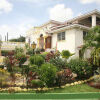 Отель Palm Paradise Guest House and 2 Apartments Отель Palm Paradise Guest House and 2 Apartments в Дюрантсе