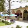 Отель Golden Beach Hotel Отель Golden Beach Hotel в Серекунде
