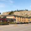 Отель Days Inn by Wyndham Whitehorse Отель Days Inn by Wyndham Whitehorse в Уайтхорсе