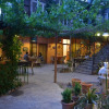 Отель Travelers Hostel Отель Travelers Hostel в Ереване