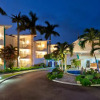 Отель Blue Horizon Hotel Отель Blue Horizon Hotel в Гиббсе