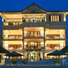 Отель The St. James Apartments Отель The St. James Apartments в Хаггатт-Холле