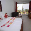 Отель Leo's Beach Hotel & Restaurant - Adults Only Отель Leo's Beach Hotel & Restaurant - Adults Only в Серекунде