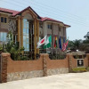 Отель NP Plaza Hotel Отель NP Plaza Hotel в Akosombo