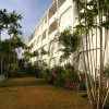 Отель Condominium 220 Отель Condominium 220 в Хоултауне