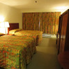 Отель Town and Mountain Hotel Отель Town and Mountain Hotel в Уайтхорсе