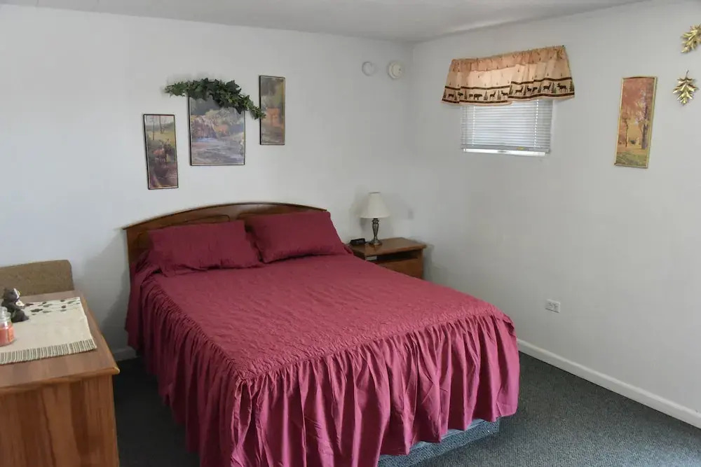 Royals Inn Motel