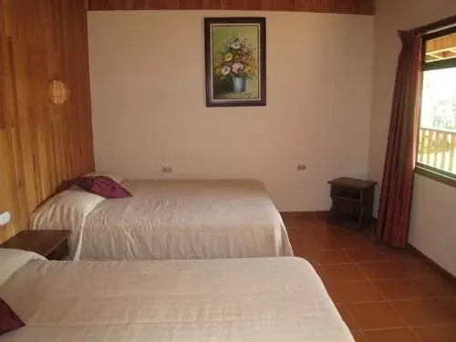 Hotel De Lucia Inn
