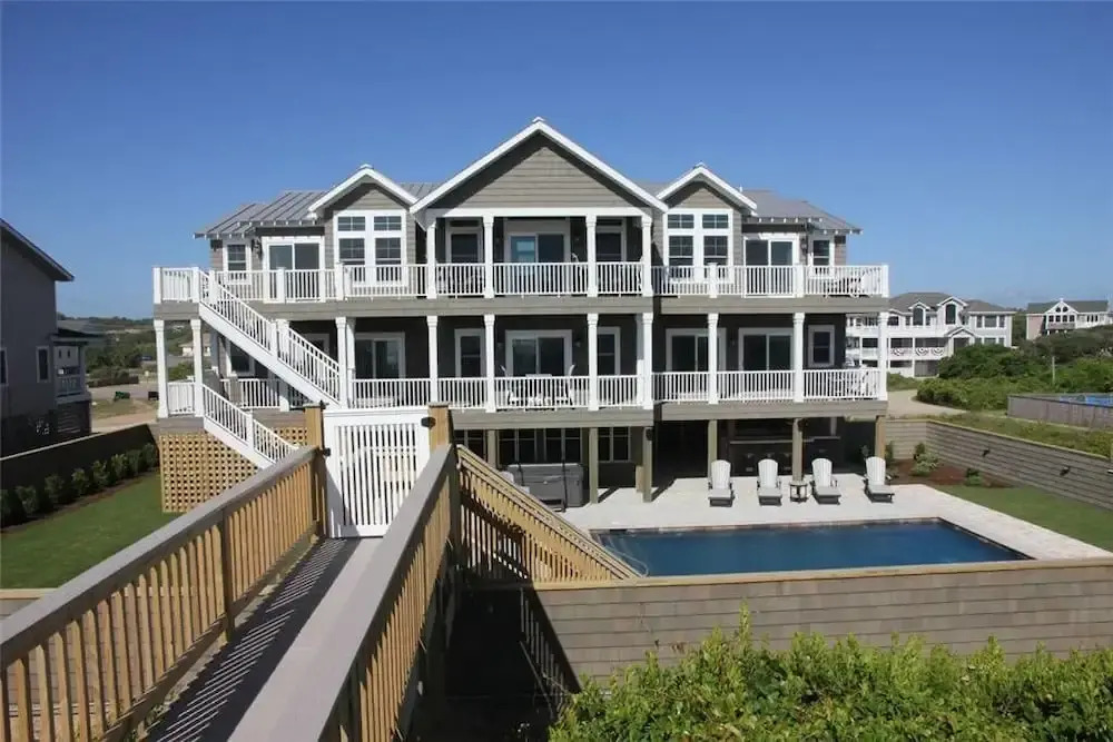 Cape Seaside - 7 Br Home