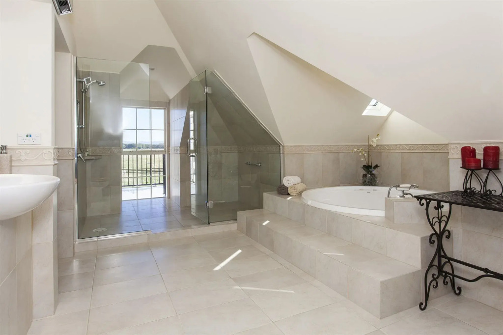 Stoneleigh Lodge