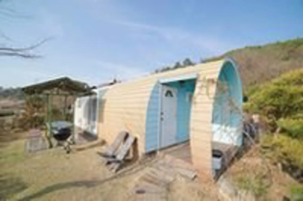 Yeosu Tirol Pension