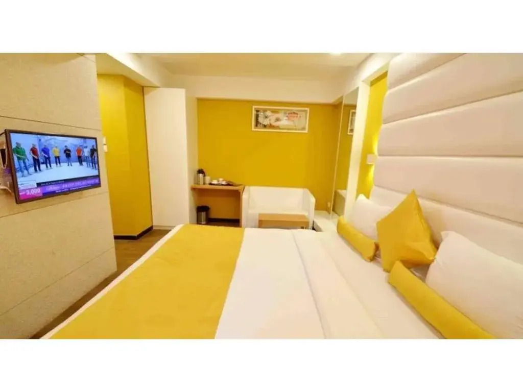 Vista Rooms at Sanwar Road