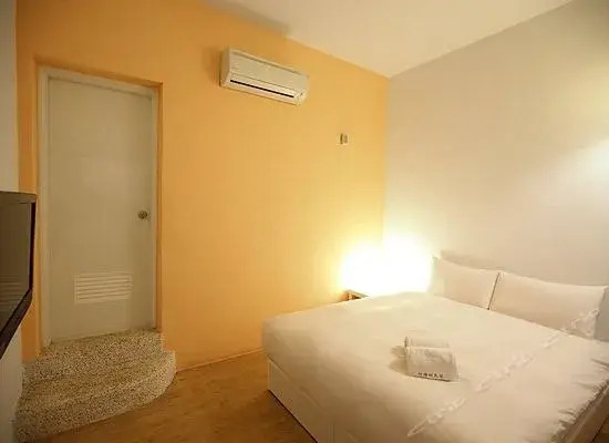 Dragonfly 100 B&B