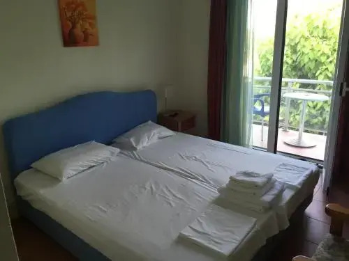 Mirtia Hotel