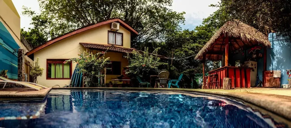 Hostel Tamarindo Backpackers