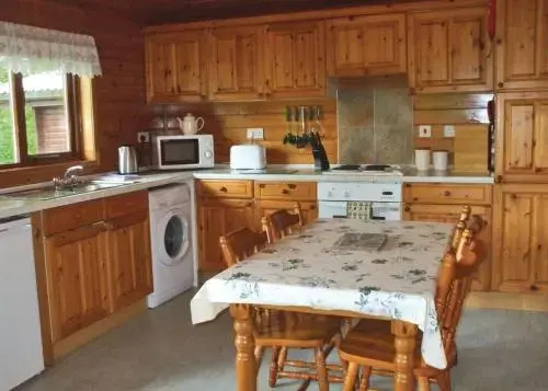 Hideaway Lodges