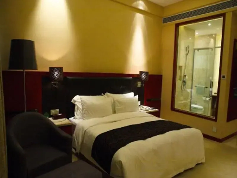 Fragrant Bay Hotel