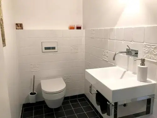 Ferienwohnung Villa Hoyerberg - besondere Villen-Wohnung mit Garten und Ausblick
