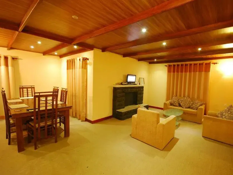 Falcon Holiday Home
