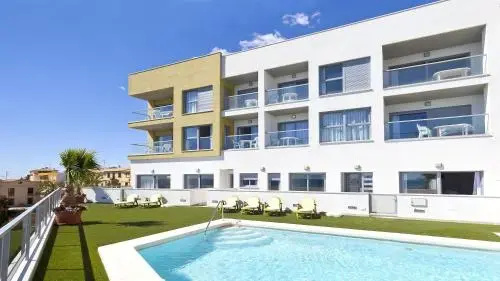 Vistamar Luxury Apartments By DLV
