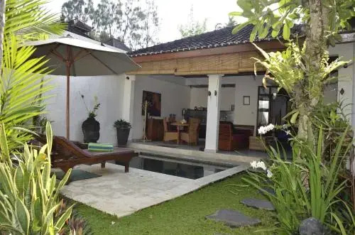 Villa Kembali