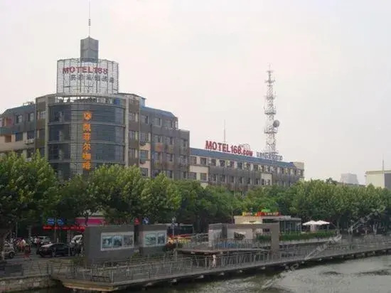 Super 8 Hotel Kunshan ZhenChuanXiLu Guo Lao Nong