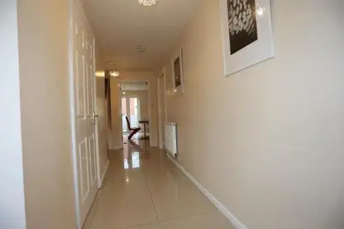 Lovely 4 Bed House London