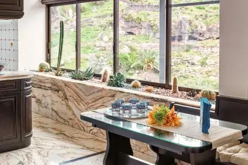 Penthouse 1400